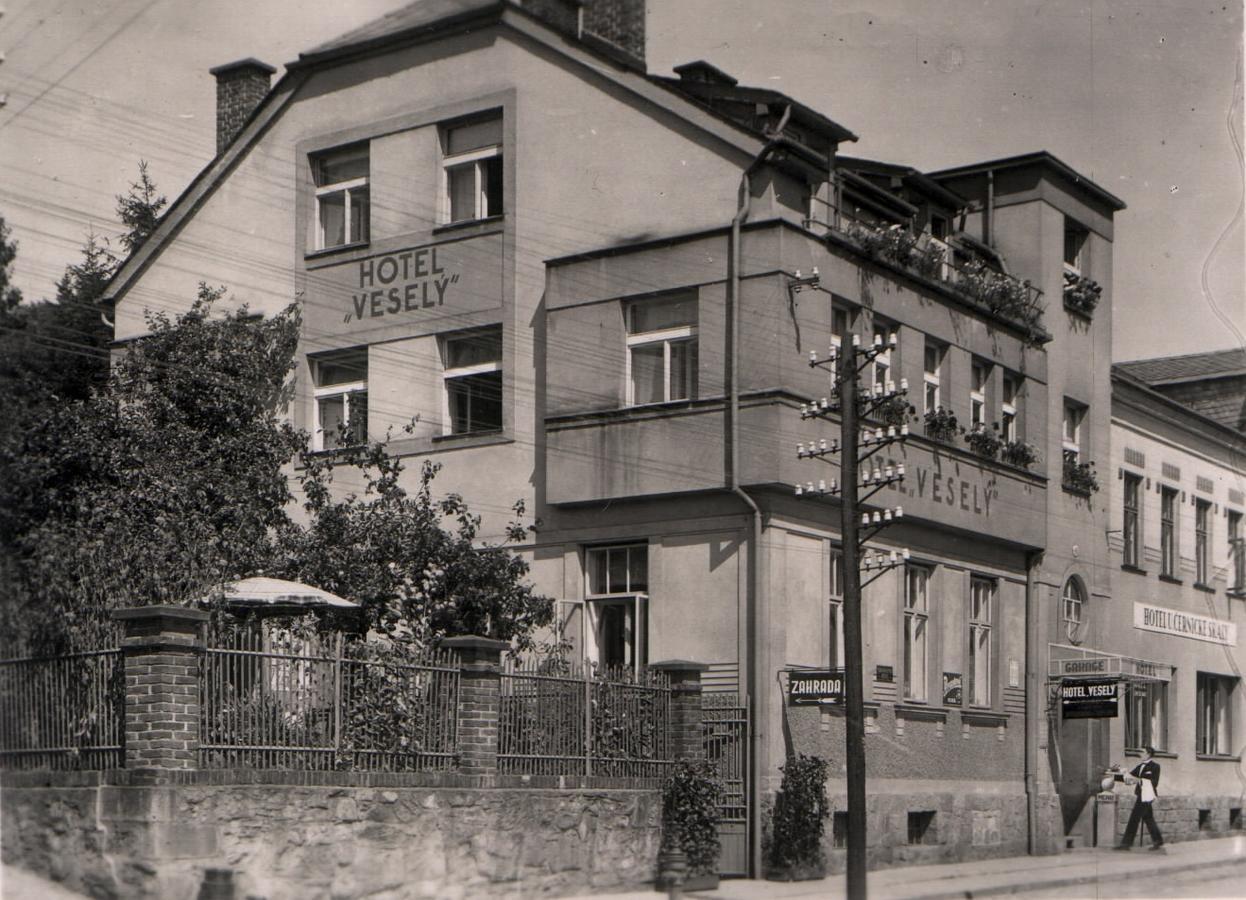 Penzion Vesely Zelezny Brod 外观 照片